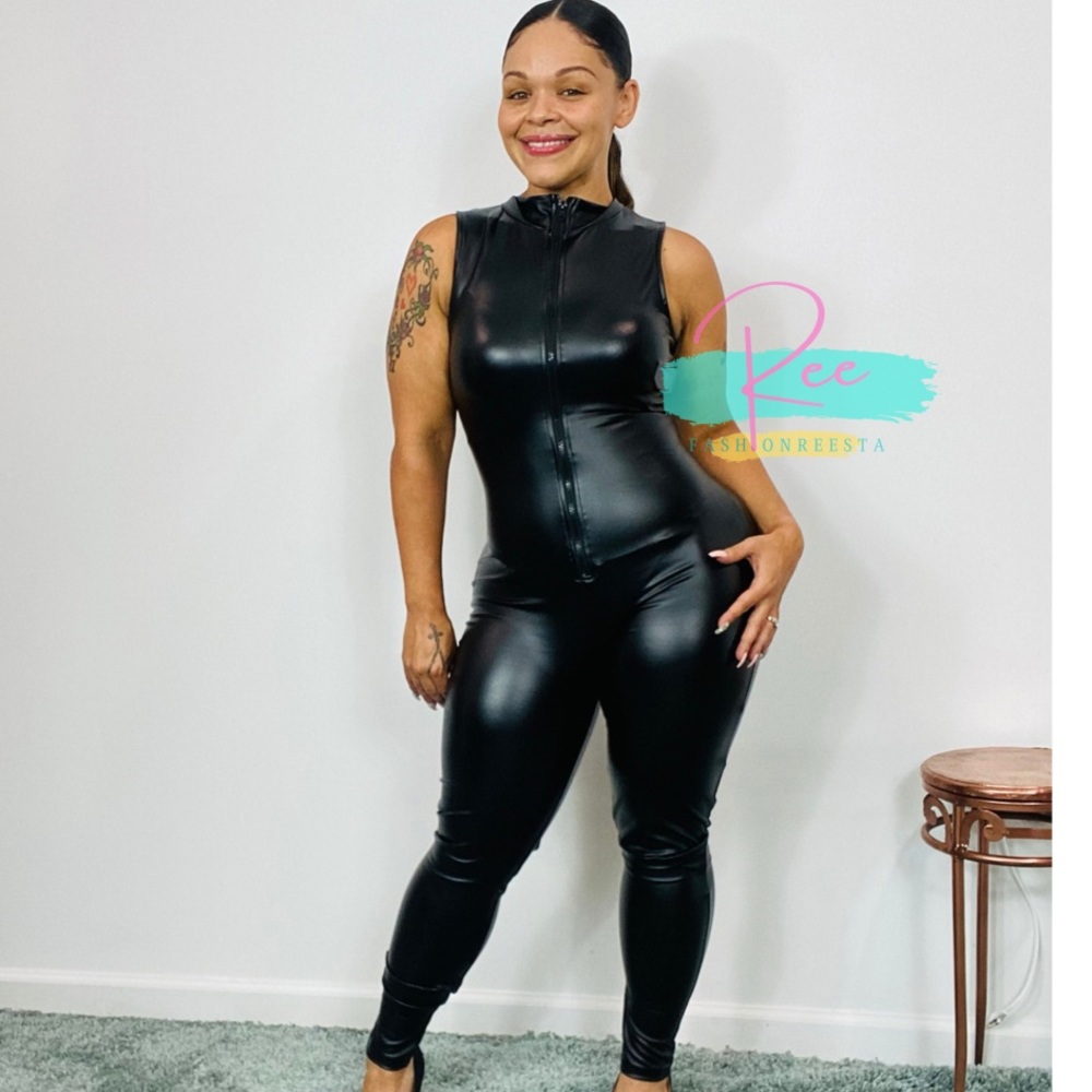 Liquid Kitty Zipped Romper: Small-Large